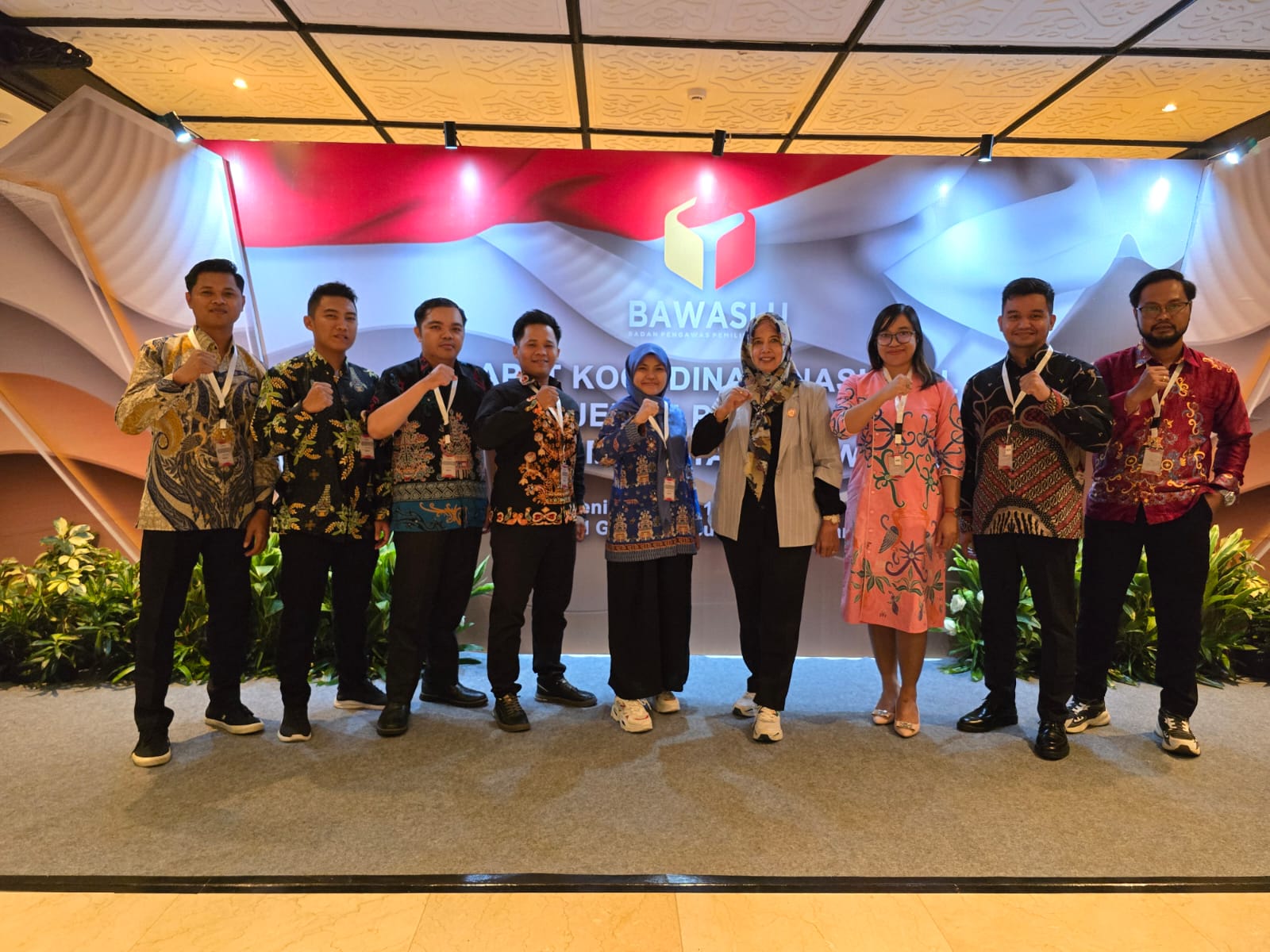 PENGUATAN HUMAS BAWASLU PULANG PISAU KOORDIV HP2H DAN STAF MENGIKUTI RAKORNAS EVALUASI MANAGEMEN PUBLIKASI DAN MEDIA