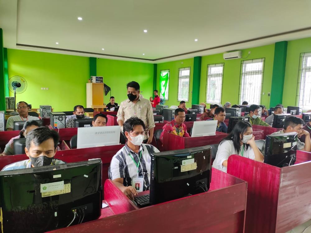 85 ORANG IKUTI TES TERTULIS CALON ANGGOTA PANWASLU KECAMATAN