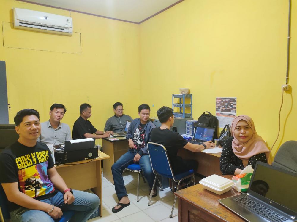 BAWASLU LAKUKAN PENGAWASAN VERMIN DI KANTOR KPU KABUPATEN PULANG PISAU