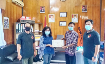 Terima Piagam Penghargaan utk jajaran Pengawas Pemilu ad hoc, Bawaslu Kabupaten Pulang Pisau segera salurkan ke Kecamatan