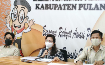 PEMBINAAN KAPASITAS SDM, BAWASLU KABUPATEN PULANG PISAU SELENGGARAKAN RAPAT MANAJEMEN SDM PENGAWAS DAN KESEKRETARIATAN