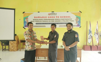 GELAR SOSIALISASI PENGAWASAN PEMILU PARTISIPATIF BAGI PEMILIH PEMULA, BAWASLU SAMBANGI SMK NEGERI 2 PULANG PISAU