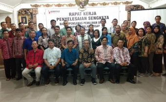 Rapat kerja Penyelesaian sengketa Bawaslu Pulang Pisau 10 April 2019
