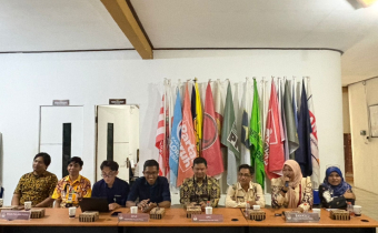 Bawaslu Kabupaten Pulang Pisau menjadi salah satu yang menjadi terbaik dan mendapatkan Anugerah Keterbukaan Informasi Publik Bawaslu Tahun 2024